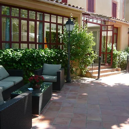 De Hotel 3*