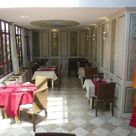 Hotel De Correns